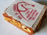 TorronBau: morbido al cioccolato con nocciole tostate, in pezzi da 50g